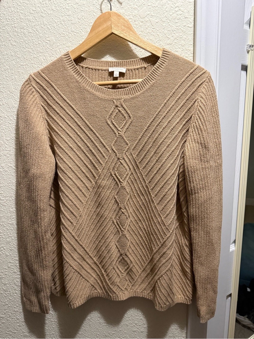 Talbots Quiet Luxury Classic Preppy Neutral Beige Crewneck Sweater
